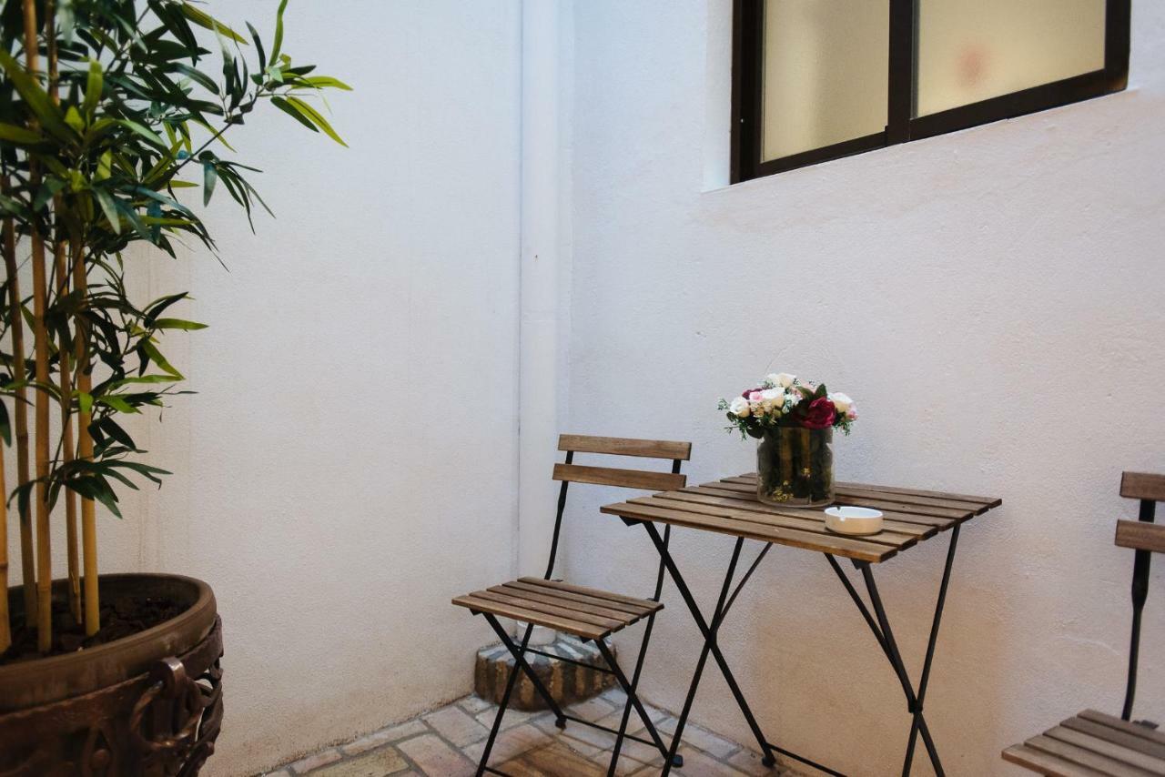 Luxury Apartment Penuelas Free Parking Seville Exterior photo